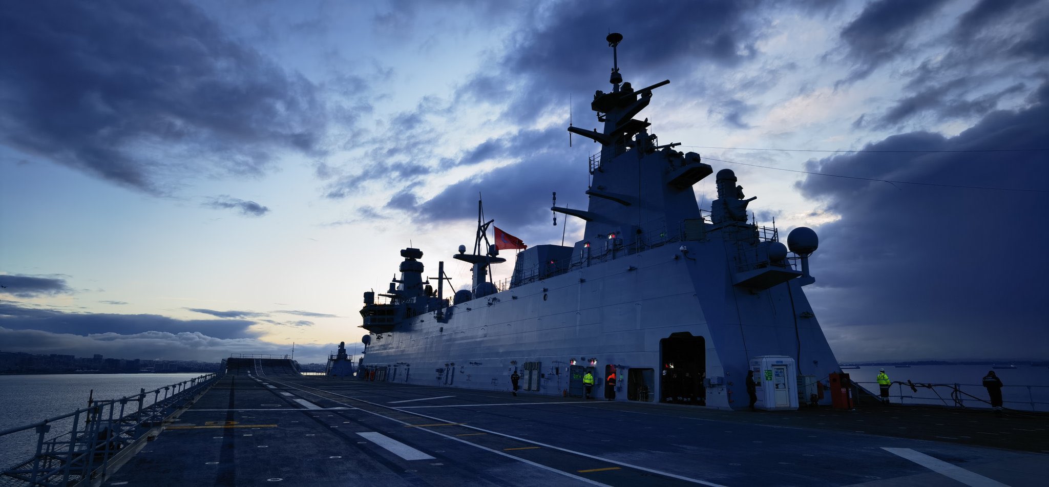 TCG Anadolu — Türk Deniz Kuvvetleri