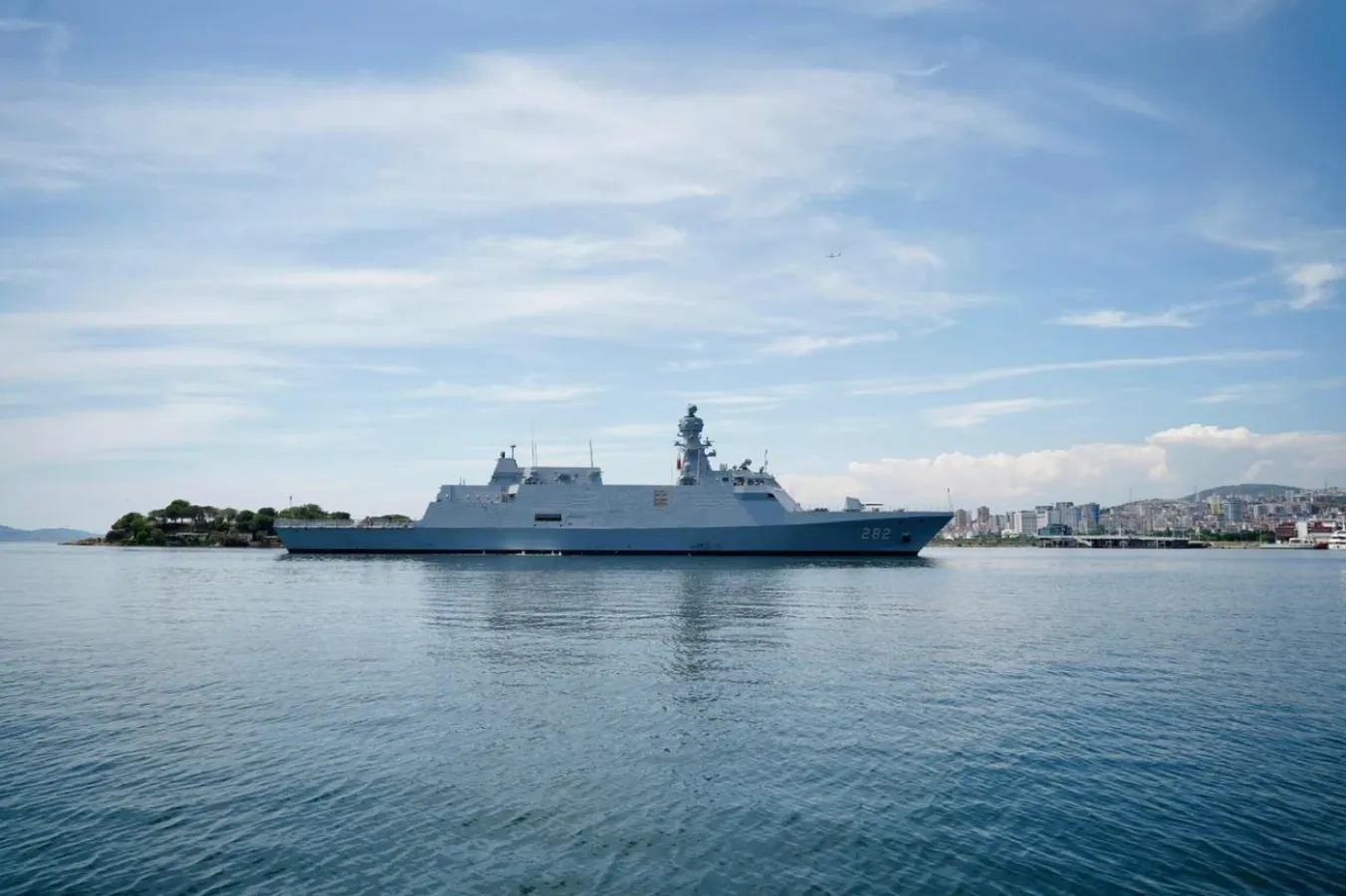 PNS Khaibar (F-282)